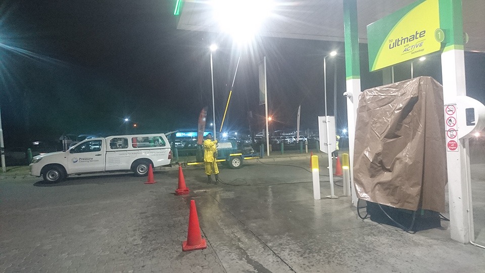 Night forecourt cleaning Johannesburg